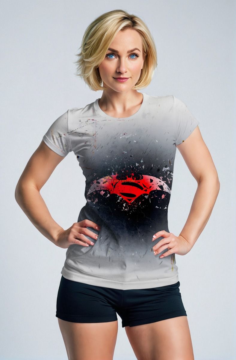 Light Gray Superman vs Batman Graphic T‑Shirt – Bold Hero Clash Tee