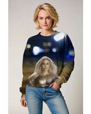 Unleash the power of Thena with this elegant crewneck sweatshirt.